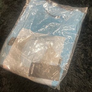 Brand NEW- True Religion women’s size Large